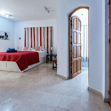 Tara Willa Nerja
